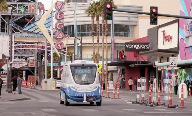 Foto - Navya Segera Uji Coba Bus Tanpa Kemudi di Tokyo