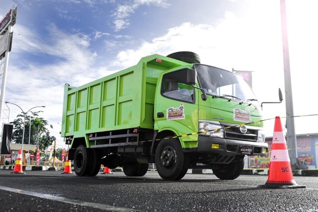 Foto - Hino Dutro Safety Driving Competition 2017 Mendarat di Medan