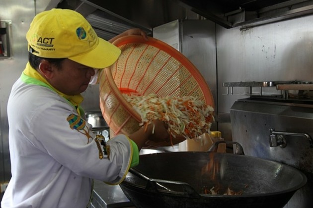 Foto - Food Truck Terbesar Di Indonesia, Untuk Aksi Kemanusiaan