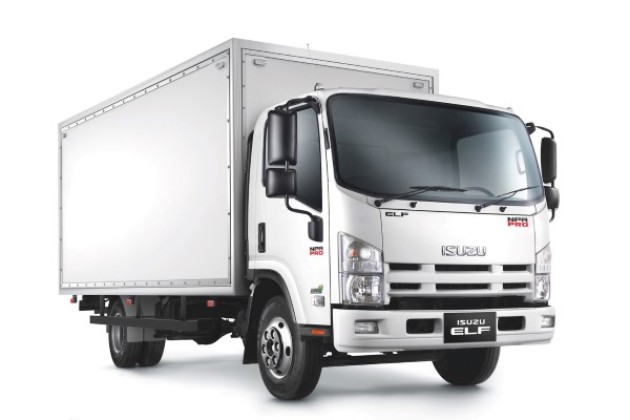 Foto - Isuzu Kenalkan Varian Baru Truk Isuzu Elf NPR Pro di Pasar Malaysia