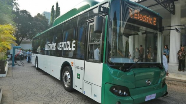 Foto - MAB dan BYD Jadi Bus Listrik Transjakarta, Tinggal Tunggu Pelat Nomor