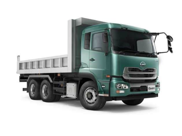 Foto - UD Trucks Luncurkan Truk Heavy Duty Quon di Pasar Jepang