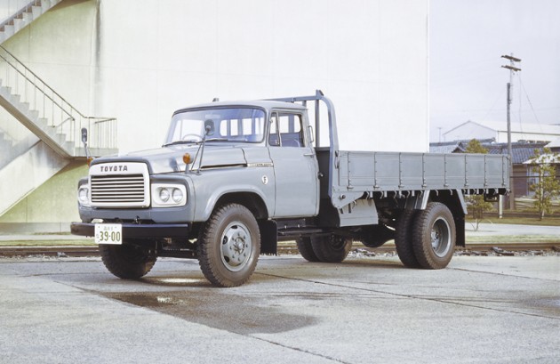 Foto - Truk Toyota Buaya, Truk Besar Pertama Dan Terakhir