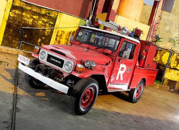 Foto - Land Cruiser J45, Kasta Pekerja Yang Melegenda