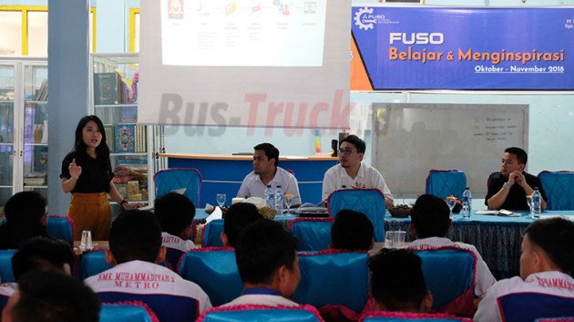 Foto - FUSO : Dukung Program Pemerintah Untuk Memajukan Mutu Pendidikan