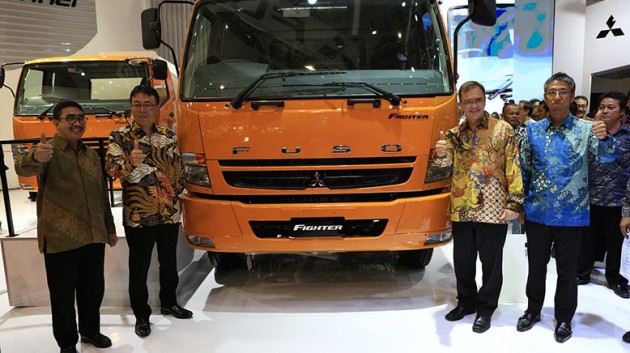 Foto - Siap Mendukung Aturan Emisi Pemerintah, Mitsubishi Fuso Siapkan Truk Berteknologi Common-rail