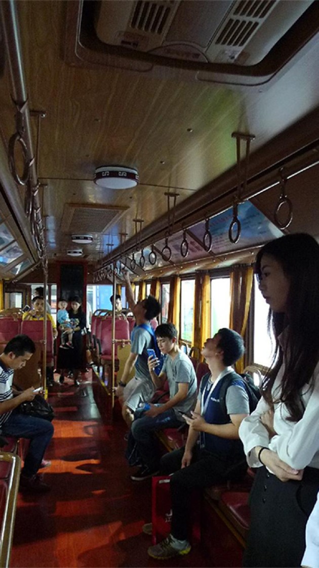 Foto - Guangtong Dang-Dang, Bus Kota dengan Penampilan Ala Trem Kuno