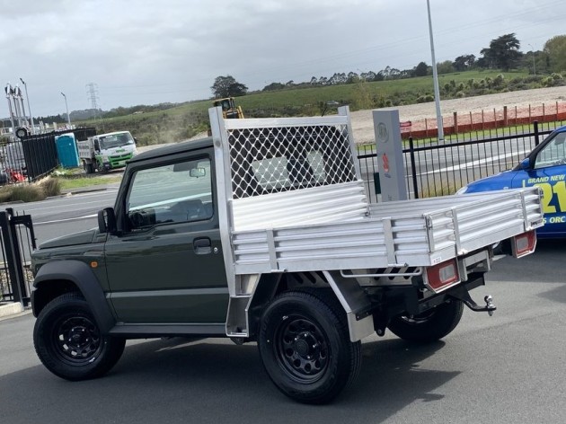 Foto - Suzuki Jimny Pikap Hadir Kembali Di New Zealand