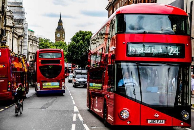 Foto - Ide Orisinal Bus Tingkat Bukan Dari Inggris