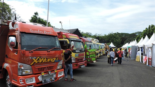 Foto - Sejuta Unit Colt Diesel : Modifikasi Meriah Mulai Yang Sederhana Hingga Bermodal Ratusan Juta