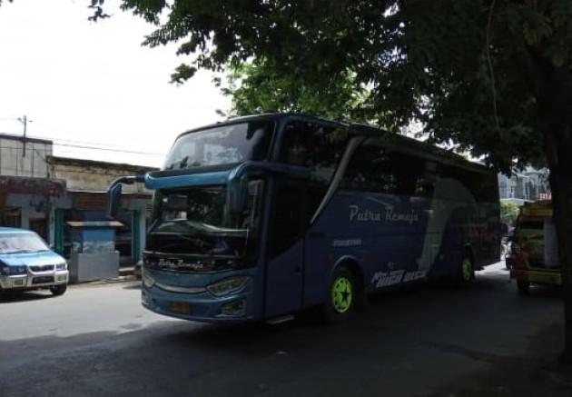 Foto - Putra Remaja Buka Trayek Dari Blitar Ke Palembang Dan Jambi, Armadanya Jetbus 3+