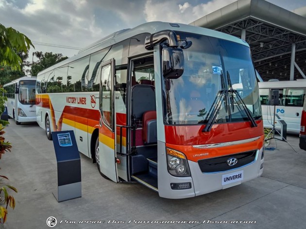 Foto - Sejumlah 50 Unit Bus Baru Hyundai Universe Bersuspensi Udara Dikapalkan Ke Filipina