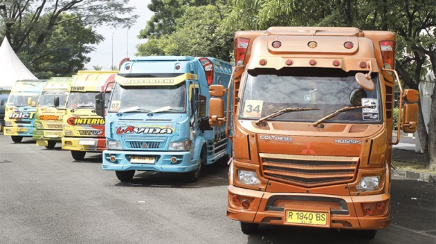 Foto - Sejuta Unit Colt Diesel : Modifikasi Meriah Mulai Yang Sederhana Hingga Bermodal Ratusan Juta