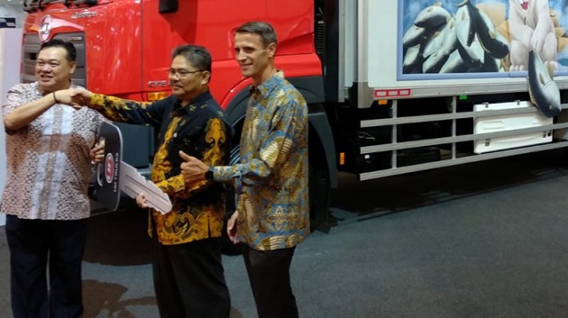 Foto - UD Trucks Semakin Perkuat Jajaran dengan Aplikasi Boks Pendingin