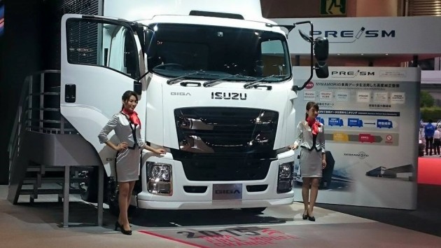 Foto - Besok, Fuso Bikin Prosesi Peluncuran Truk Fighter, Isuzu Hadirkan Varian Baru Giga