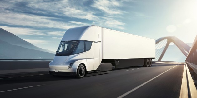 Foto - Daimler AG Tidak Takut Hadapi Sikap Agresif Tesla Garap Truk Listrik