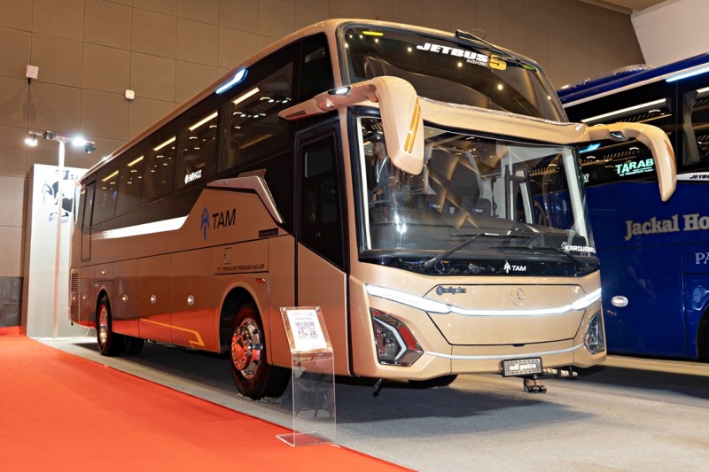 Mercedes Benz OH 1626L MT Euro 4 Perkuat PO TAM Bus And Truck Indonesia