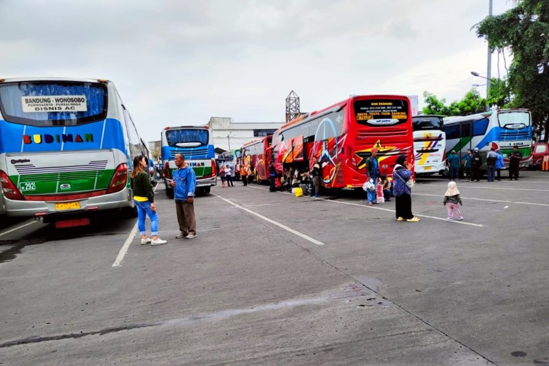 Terminal Cicaheum Bandung Direvitalisasi Tahun Ini Bus And Truck