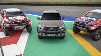 Toyota Gazoo Racing Siapkan Hilux Baru Jadi Jagoan Dakar 2021