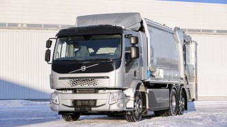Volvo Trucks Hentikan Ekspor Kendaraan Ke Rusia
