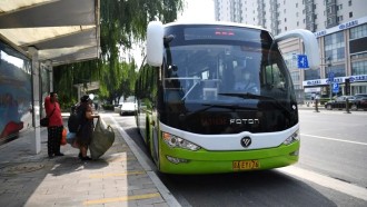 Ada 37,81 Miliar Perjalanan Bus Di Tiongkok Tahun Lalu 