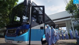 Uniknya Bus Karyawan Pabrik Sukun, Joknya Mirip Angkot