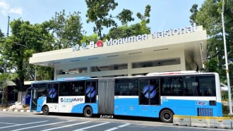 Transjakarta: Buka Rute Monas-JIS