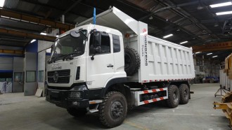 Ini Keistimewaan Dump Truck Dongfeng KC 6x4 Garapan Delima Jaya 