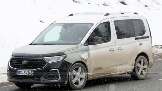 Ford Tourneo Connect Versi PHEV, Sedang Dalam Masa Percobaan