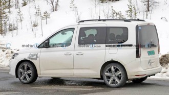 Volkswagen Caddy PHEV Siap Ramaikan Segmen Van Listrik Eropa