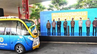 Sensasi Mencoba Bus Otonom Pertama Di Indonesia