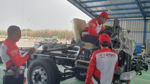 Hino Gelar Korlantas Driver Trainer Contest