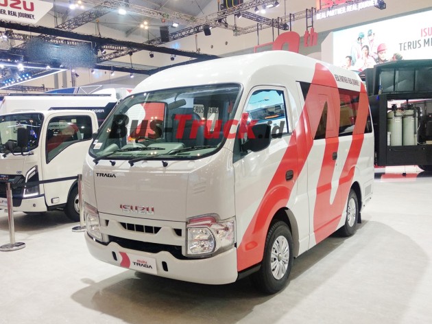 Foto - Isuzu Traga, ‘Pewaris’ Panther Sebagai People Mover