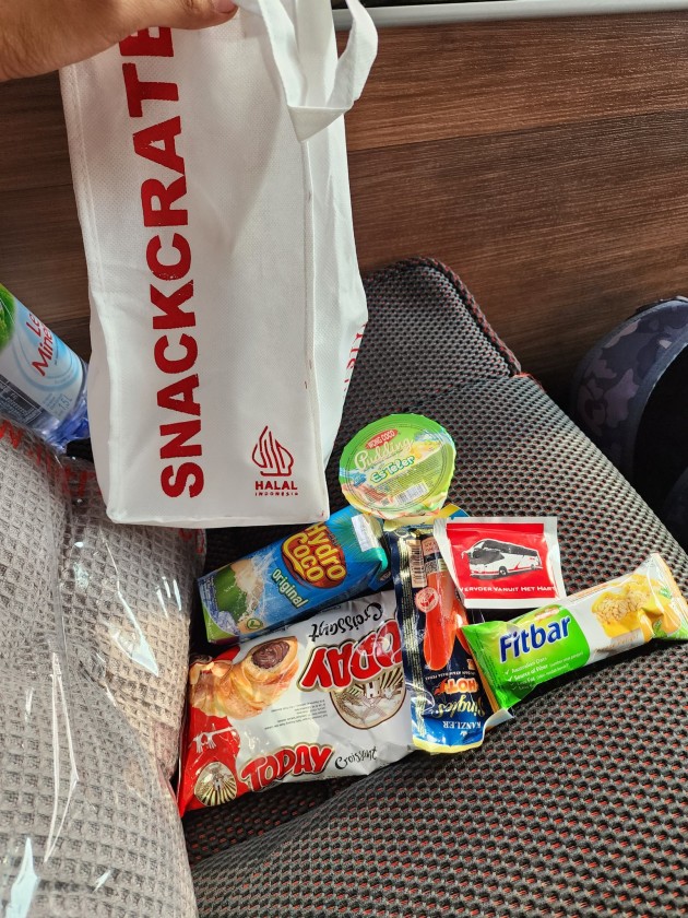 Foto - Perang Snack Antar PO Makin Menjadi