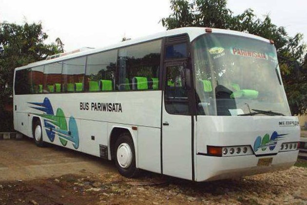 Foto - Neoplan, Bodi Bus Paling Nyaman Di Indonesia?