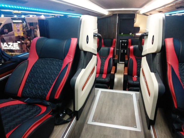 Foto - Laksana Legacy SR3 Double Decker Diboyong Harapan Jaya Untuk Rute Jakarta-Surabaya