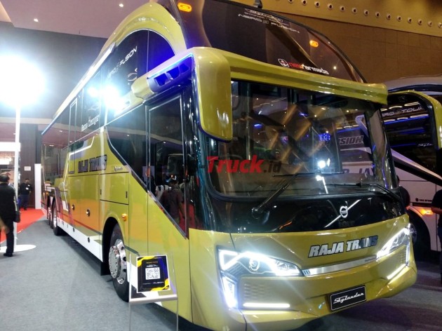 Foto - R22 Vision 8 Touring : Varian Baru New Armada Skylander