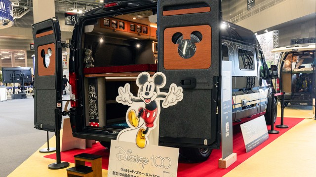 Camper Van Edisi Walt Disney Di Japan Mobility Show 2023 