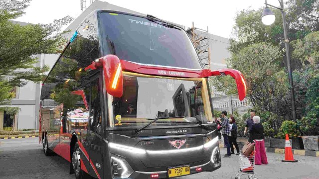 Pakai Bodi Double Decker, Seberapa Nyaman Naik Sleeper Bus PO Juragan 99 Trans?