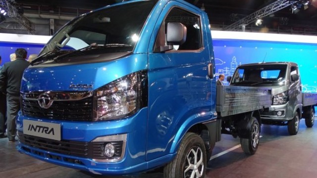 Tata Motors Pamerkan Mini Pick Up Anyar Tata Intra di Auto Expo 2018