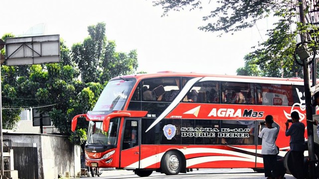 Agra Mas Luncurkan Bus Double Decker Mewah Trayek Bogor-Jakarta-Jepara