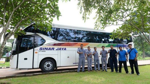 Bus Hino Kuasai 74 Persen Pangsa Pasar Bus Besar Tanah Air