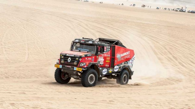 Mesin Rusak, Tim Renault dan DAF Belanda Gagal Lanjutkan Balapan di Dakar Rally 2019