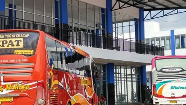 Terminal Bus Megah Tipe A Diresmikan di Cilacap 