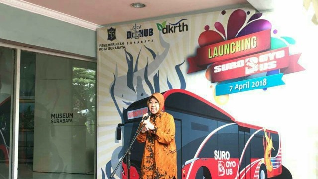 Bus Suroboyo Diluncurkan, Penumpang Bayarnya Pakai Sampah
