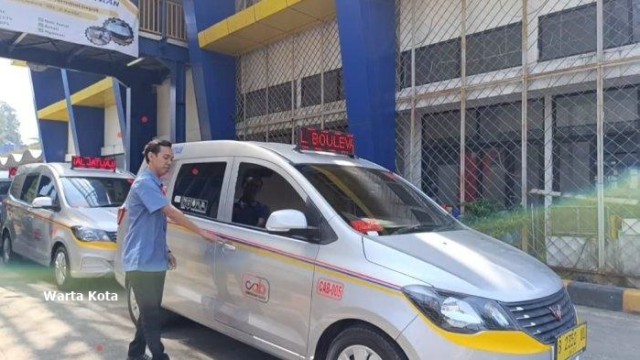 Angkot AC Depok Pakai Wuling Confero