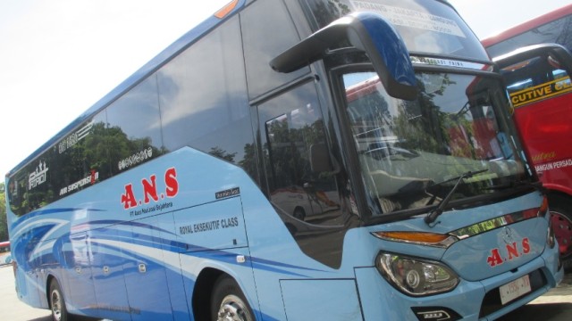 Pasca Dirilis, Bus Baru ANS Langsung Road Show Sapa Penggemarnya di Jakarta dan Solok