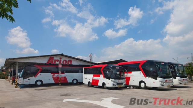PO Arion Resmi Memesan Bus Legacy Sky SR-2 dari Karoseri Laksana