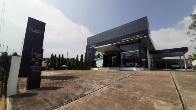 Mitsubishi Indonesia Tambah Tiga Dealer Di Lampung