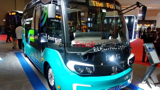 Kolaborasi Elektrifikasi TransJakarta Bersama Pindad 